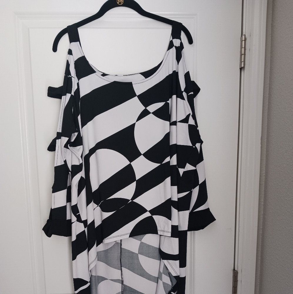 3x Ashley Stewart High Low Top